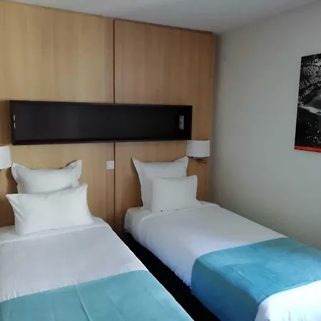 Privilodges Carre De Jaude Aparthotel 3*