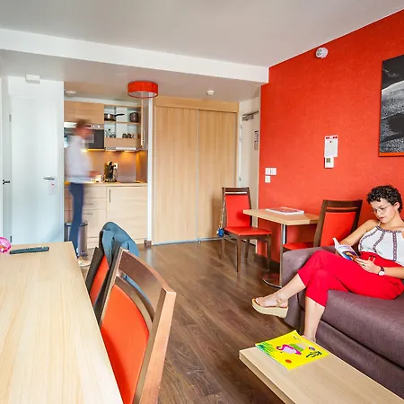 Aparthotel Privilodges Carre De Jaude 3*