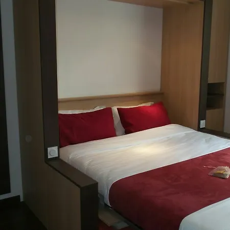 Privilodges Carre De Jaude Aparthotel